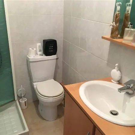 Appartement Studio Les Sables-d'olonne, 1 Piece, 4 Personnes - Fr-1-331-36 *