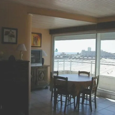 Appartement Studio Les Sables-d'olonne, 1 Piece, 4 Personnes - Fr-1-331-36 Les Sables-dʼOlonne